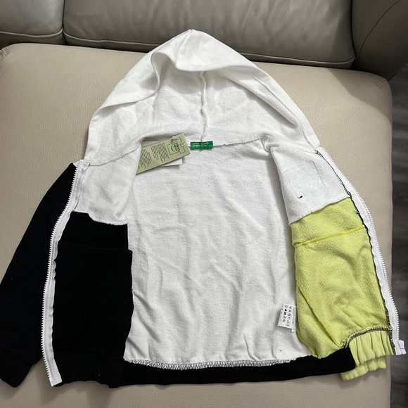 NWT - United Colors of Benetton Kids’ Cotton Hoodie - Size 6-7 Years Old - Picture 3 of 5